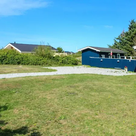 Holiday home Gitten - 600m From The Sea In Nw Jutland By Interhome *
