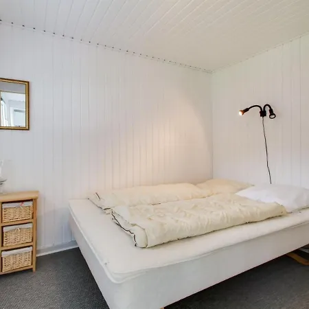 Gitten - 600m From The Sea In Nw Jutland By Interhome Holiday home