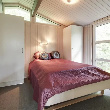 Gitten - 600m From The Sea In Nw Jutland By Interhome Holiday home