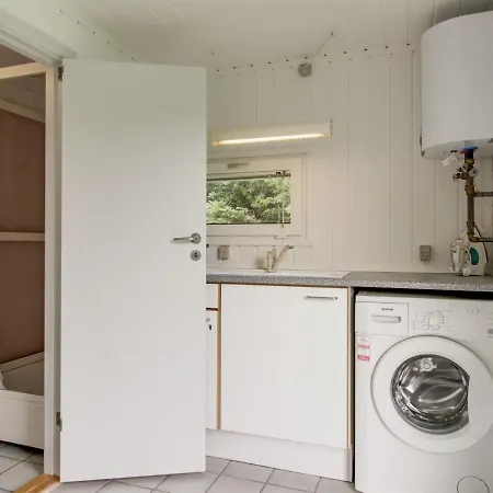 Gitten - 600m From The Sea In Nw Jutland By Interhome *